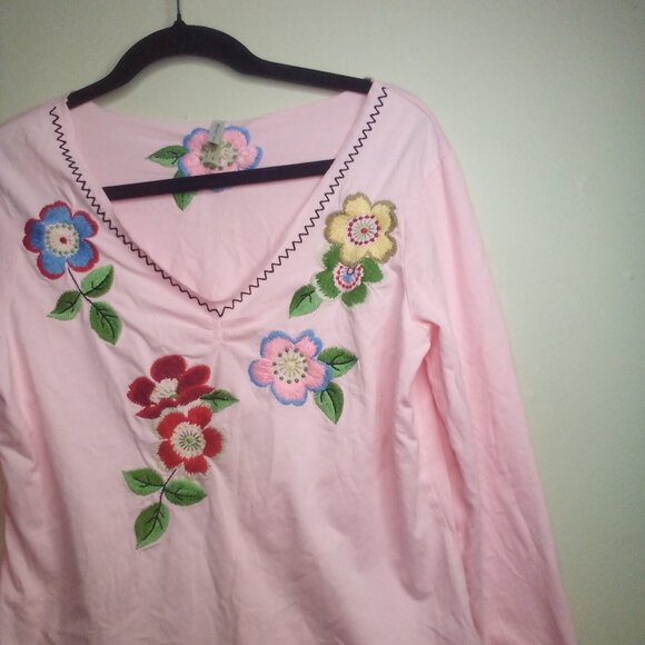 White Stag Blouse S Long Sleeve Embroidery Flowers V-Neck Pink - Picture 9 of 15